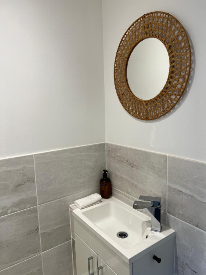 Lovely 1-Bedroom Flat In St Leonards On Sea Kültér fotó